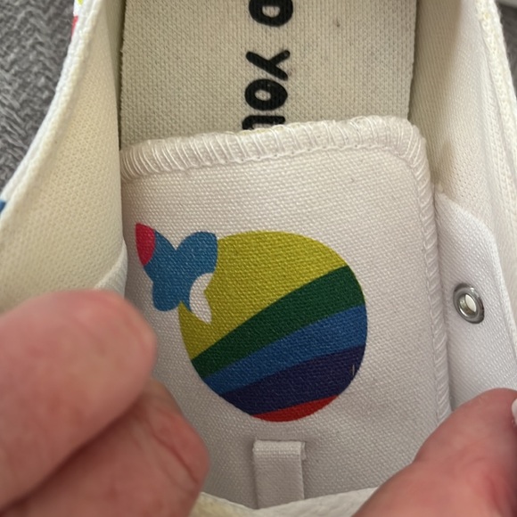 Converse Chuck Taylor All Star Pride Sneaker Shoes NWOB size 11 - Picture 7 of 8